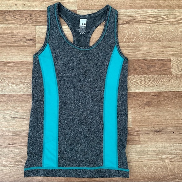 L.A Winner Racer Back Athletic Tank Top Grey & Green Size S NWOT - Picture 5 of 6